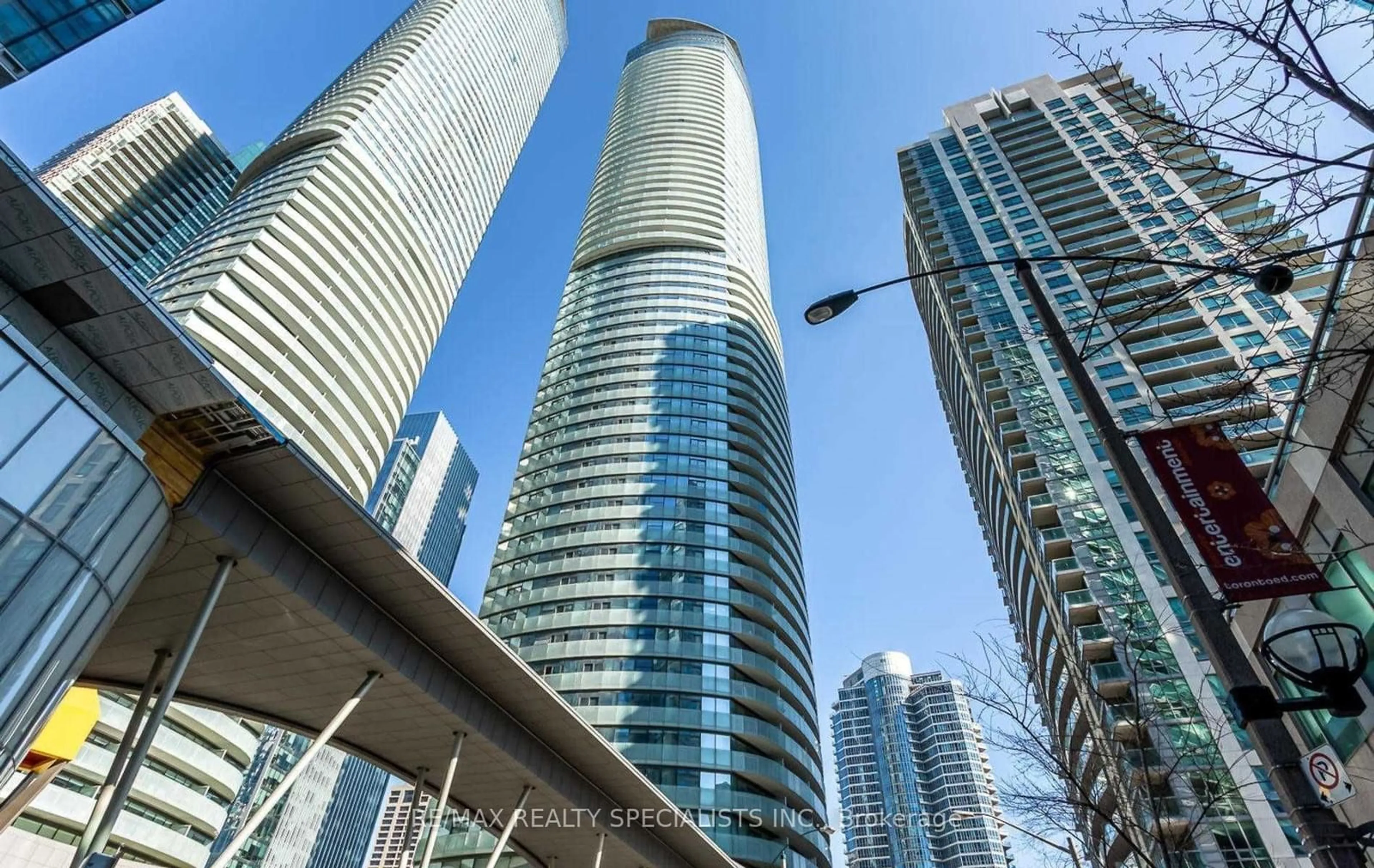 A pic from exterior of the house or condo, the view of city buildings for 12 York St #3210, Toronto Ontario M5J 0A9