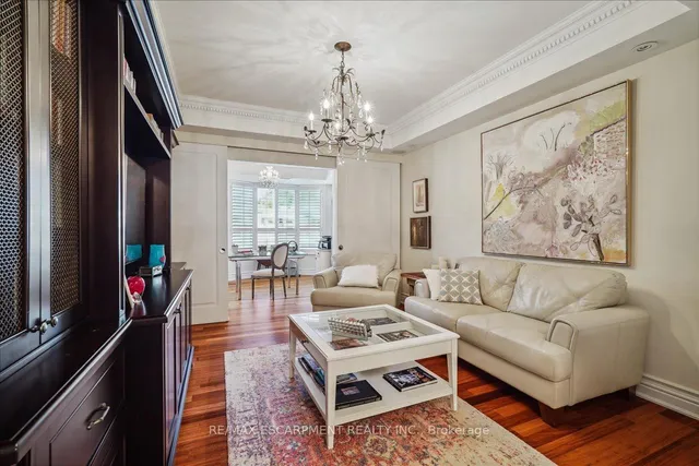 Additional property image - 68 Yorkville Ave Unit 304