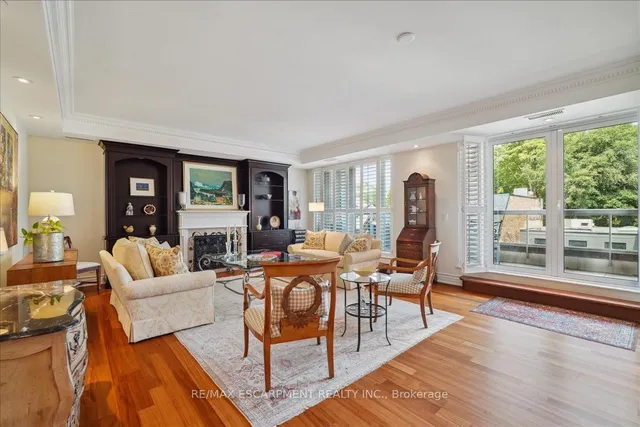 Additional property image - 68 Yorkville Ave Unit 304