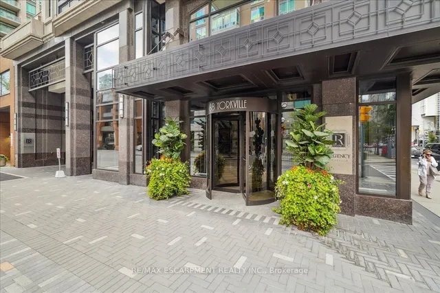 Additional property image - 68 Yorkville Ave Unit 304