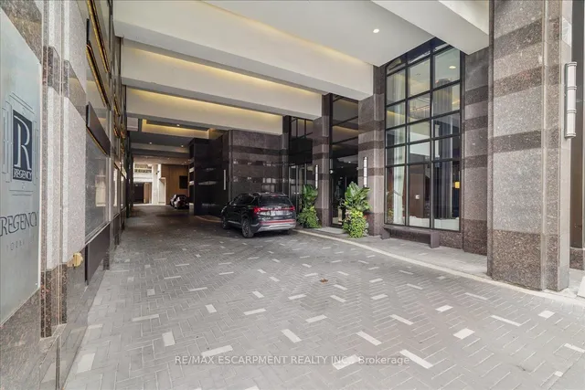 Additional property image - 68 Yorkville Ave Unit 304