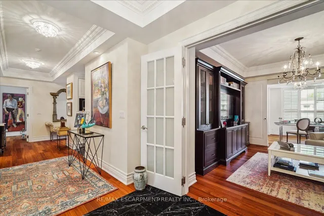 Additional property image - 68 Yorkville Ave Unit 304