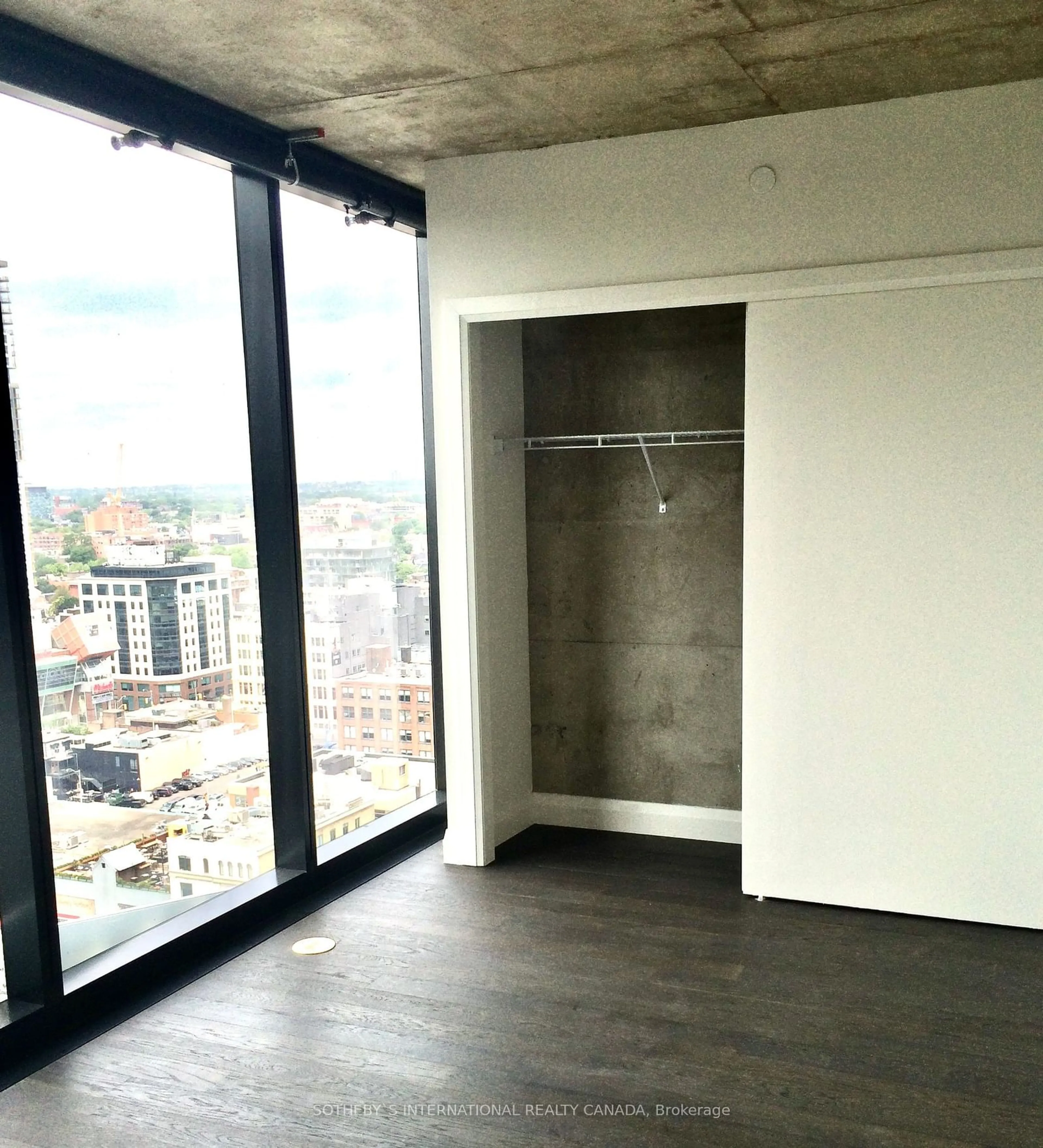 Other indoor space, cement floor for 224 King Street West St #1907, Toronto Ontario M5H 0A6