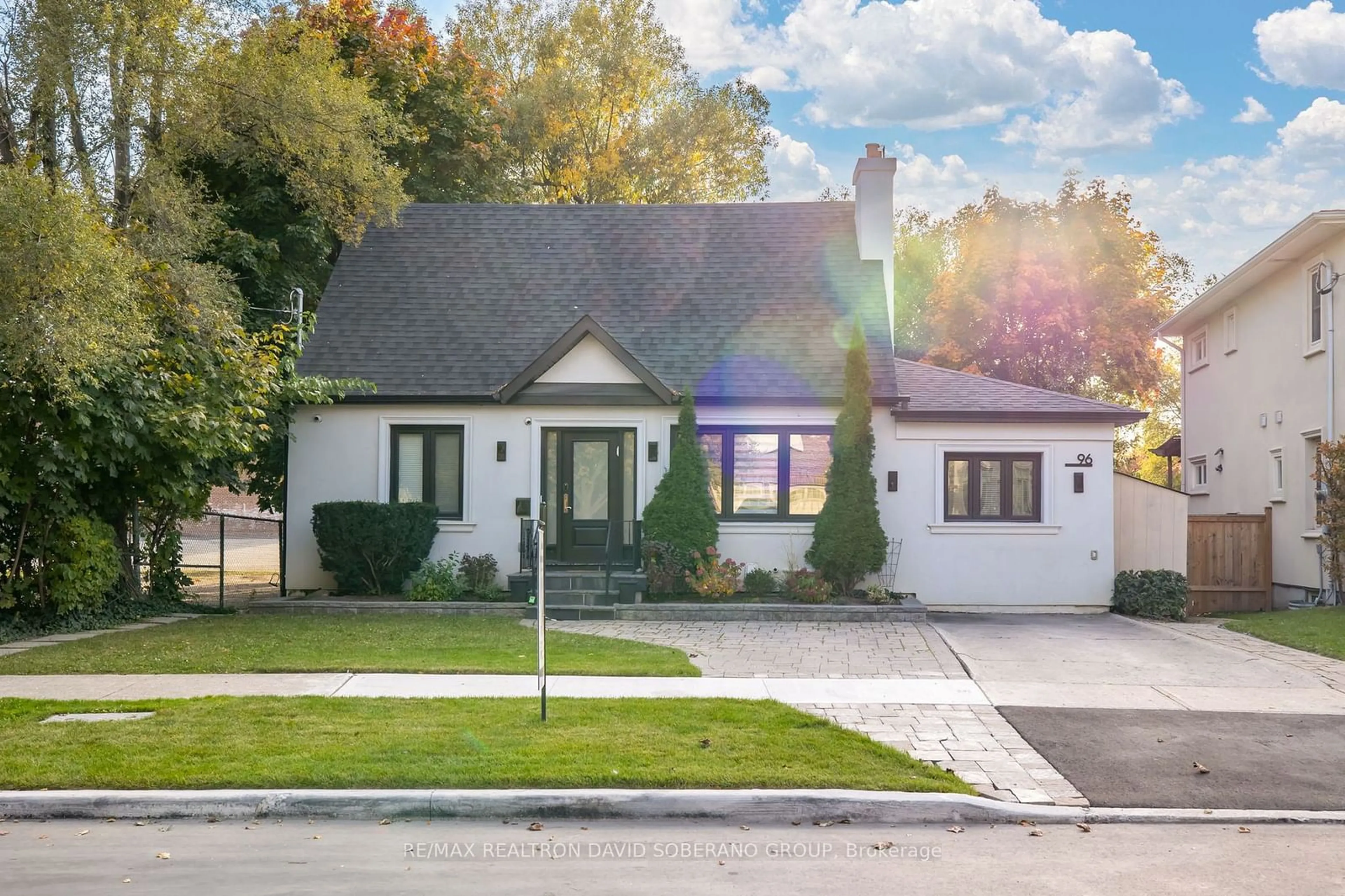 Frontside or backside of a home, cottage for 96 King High Ave, Toronto Ontario M3H 3B1