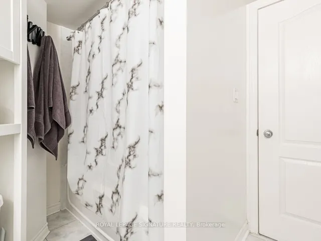 Additional property image - 1 Rean Dr Unit 909