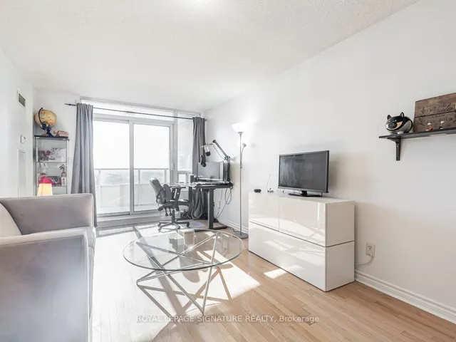 Additional property image - 1 Rean Dr Unit 909