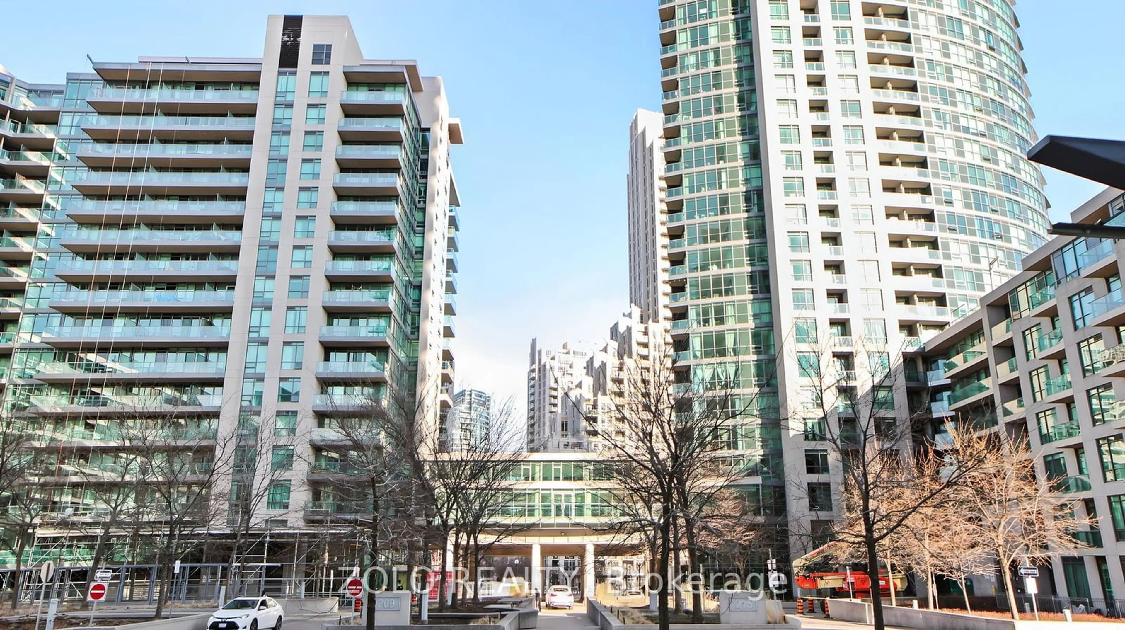 A pic from exterior of the house or condo, the view of city buildings for 215 Fort York Blvd #1301, Toronto Ontario M5V 4A2