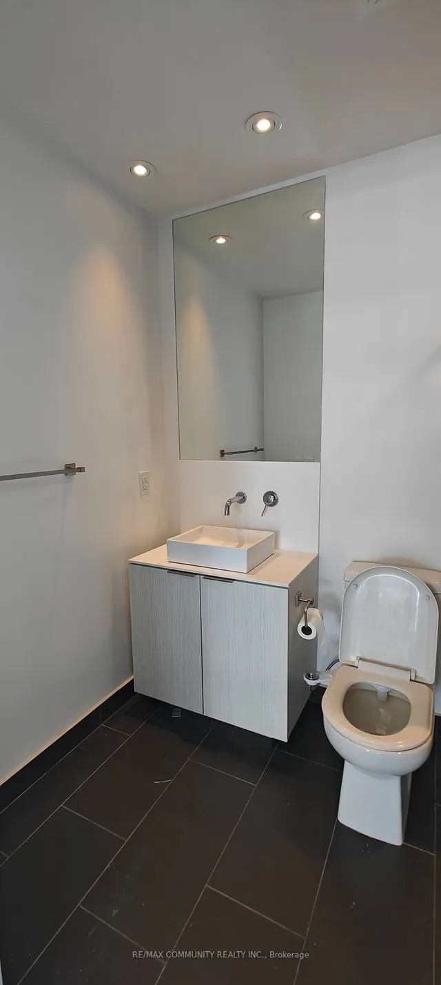 Additional property image - 159 Dundas St Unit 2505