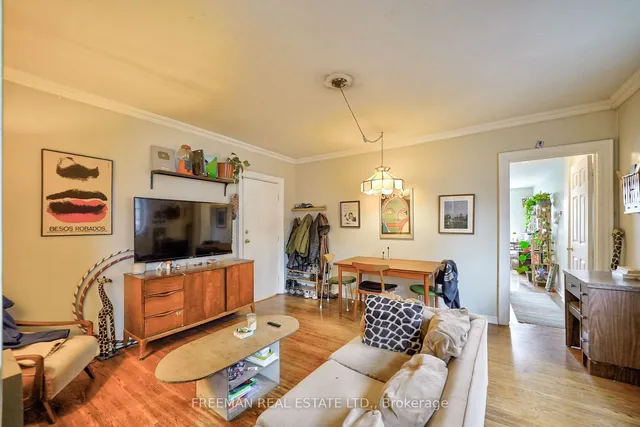 Additional property image - 557 Markham St