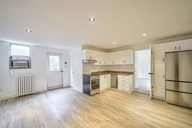 Additional property image - 557 Markham St