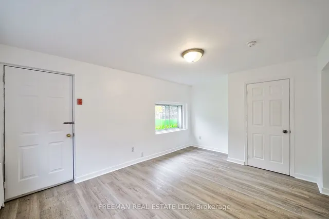 Additional property image - 557 Markham St