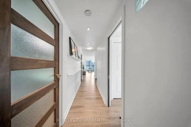 Additional property image - 10 Yonge St Unit 1603