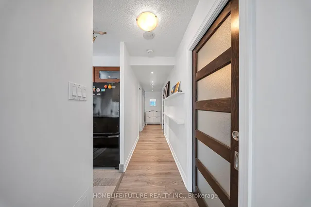 Additional property image - 10 Yonge St Unit 1603