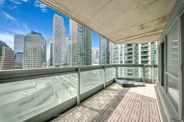 Additional property image - 10 Yonge St Unit 1603