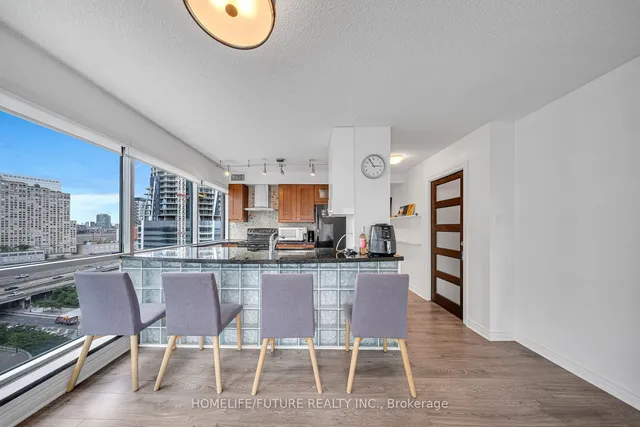 Additional property image - 10 Yonge St Unit 1603