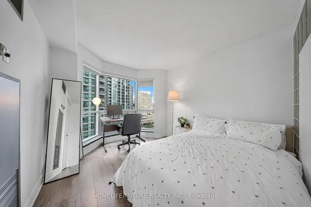Additional property image - 10 Yonge St Unit 1603