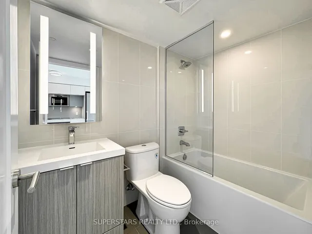 Additional property image - 585 Bloor St Unit 1320