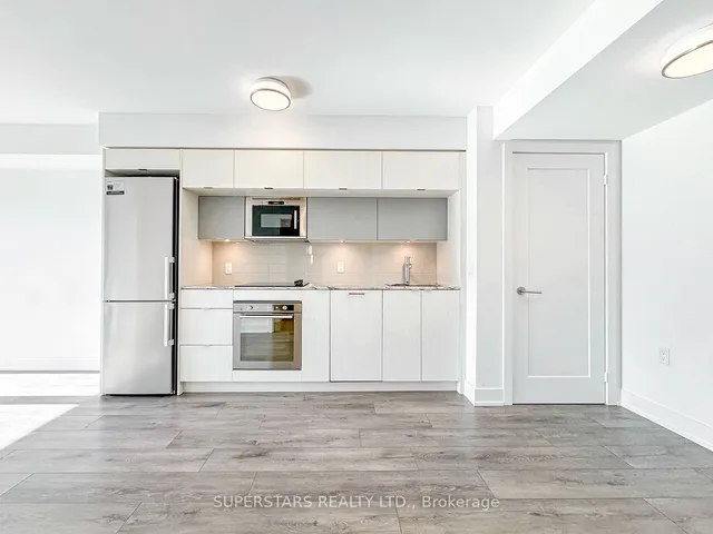 Additional property image - 585 Bloor St Unit 1320