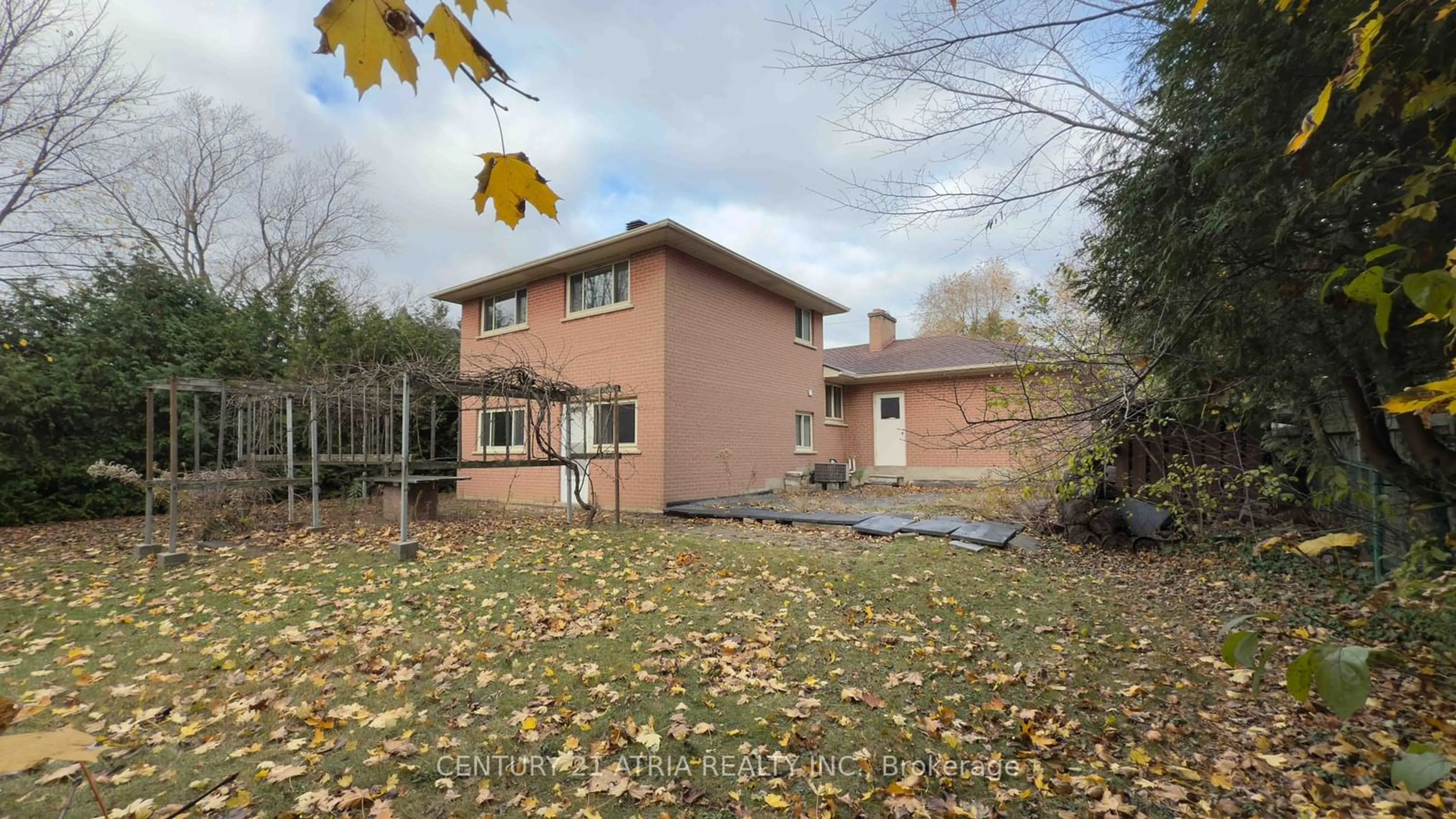 Frontside or backside of a home, the fenced backyard for 33 Hopperton Dr, Toronto Ontario M2L 2S5