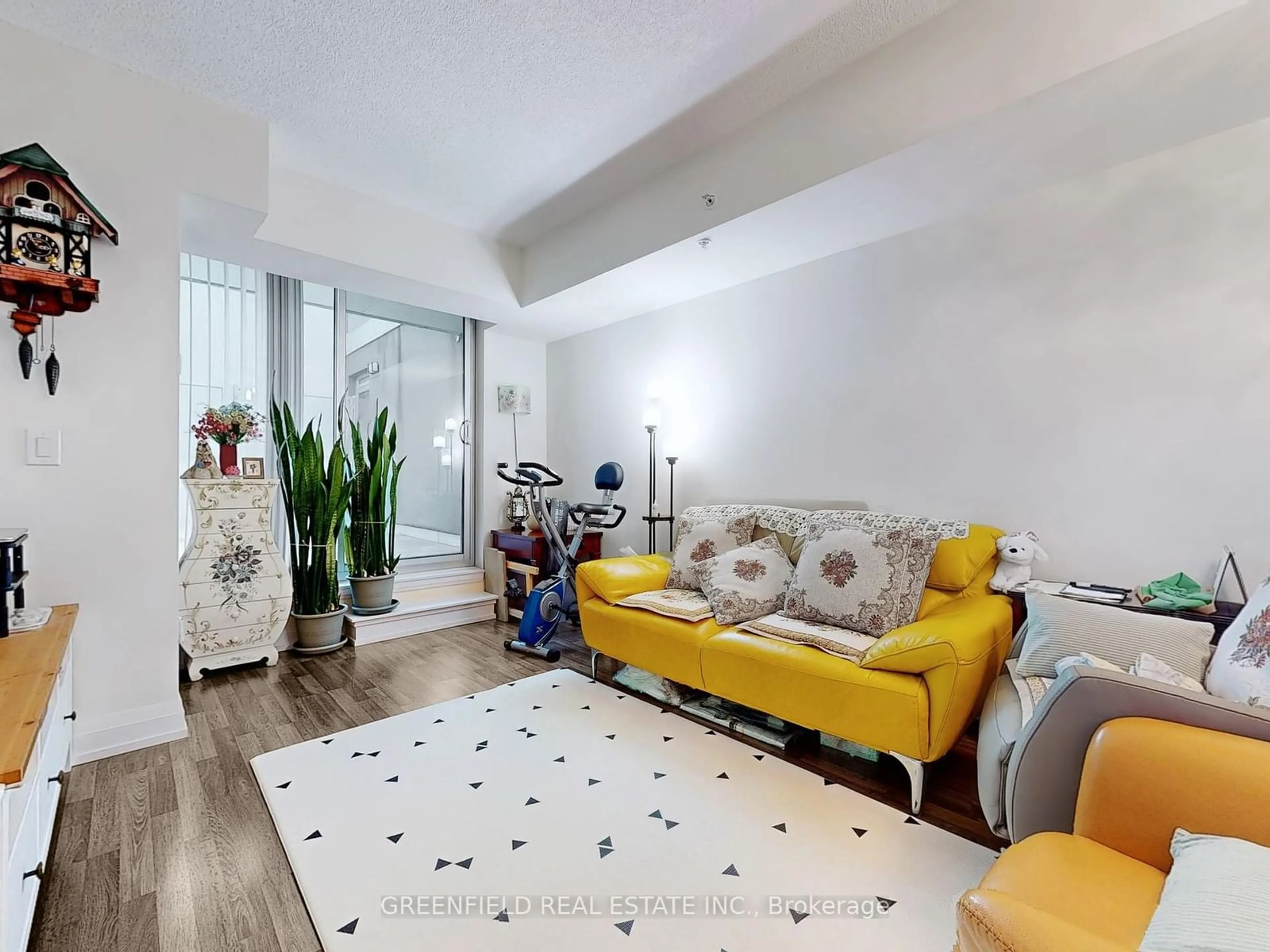 Living room, wood floors for 565 Wilson Ave #709 W, Toronto Ontario M3H 0C6