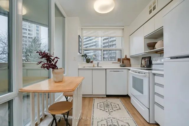 Additional property image - 25 Maitland St Unit 502