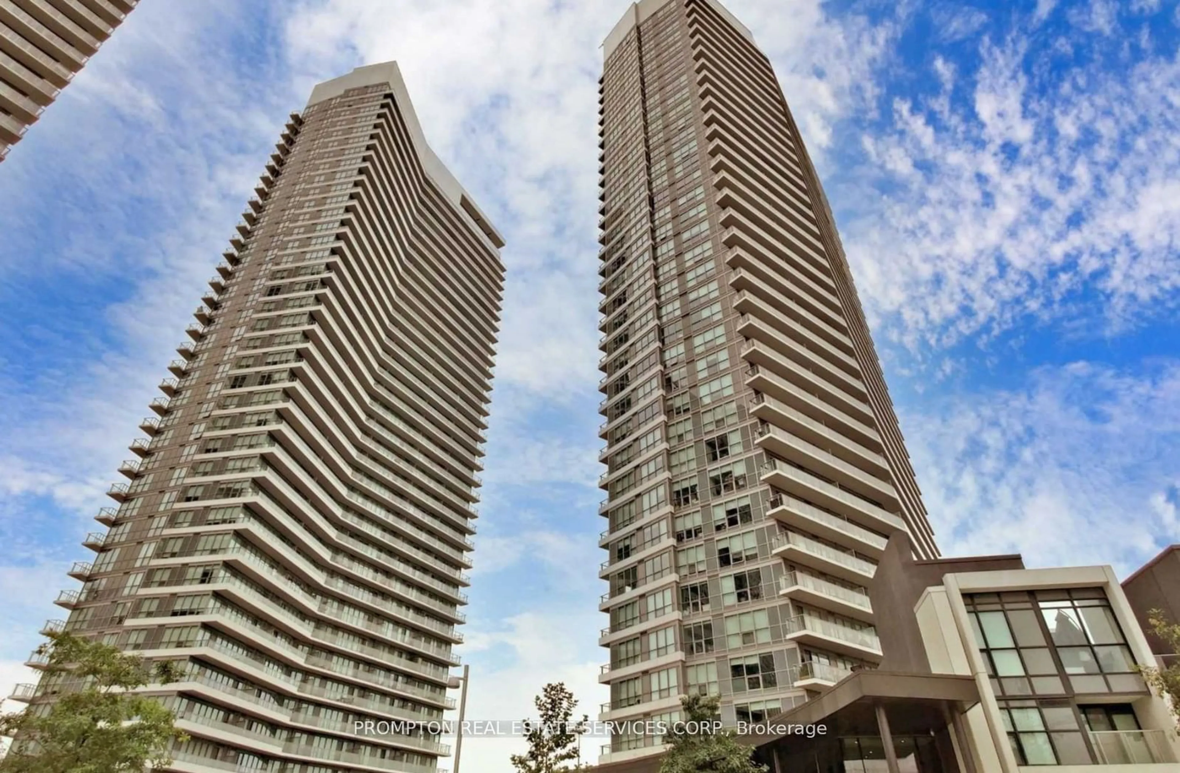 A pic from exterior of the house or condo, the front or back of building for 115 McMahon Dr #3005, Toronto Ontario M2K 0E3