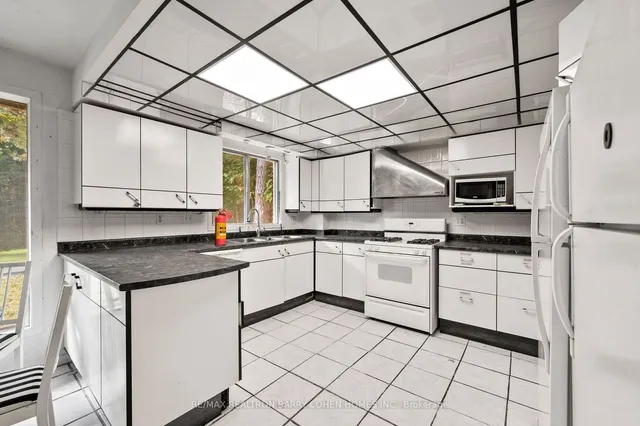 Additional property image - 84 Bannatyne Dr