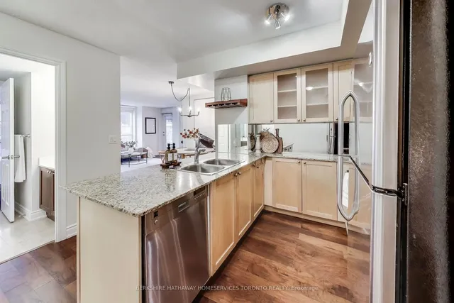 Additional property image - 761 Bay St Unit 304
