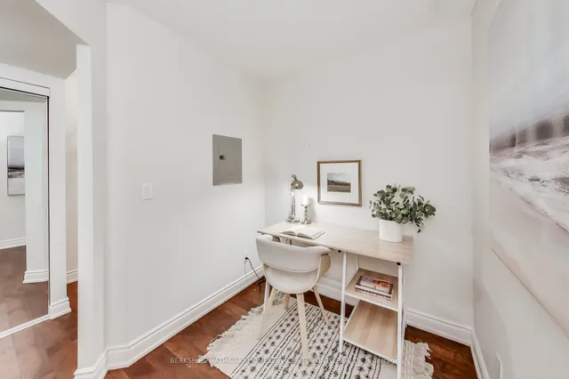 Additional property image - 761 Bay St Unit 304