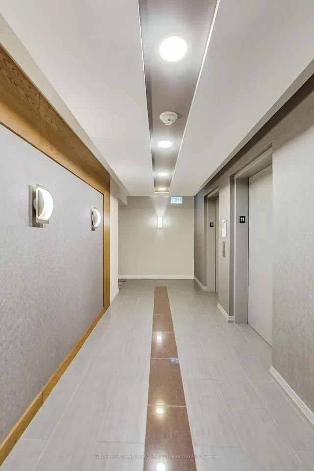 Additional property image - 761 Bay St Unit 304