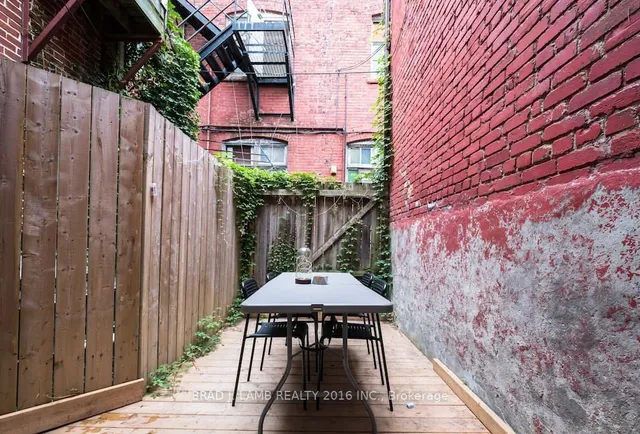 Additional property image - 11 St. Patricks Sq