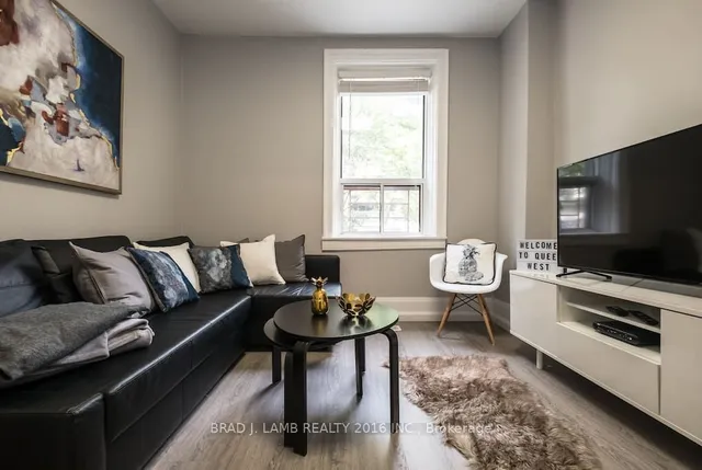Additional property image - 11 St. Patricks Sq