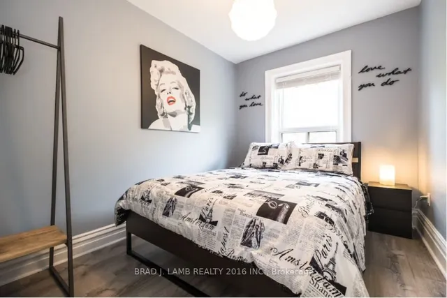 Additional property image - 11 St. Patricks Sq