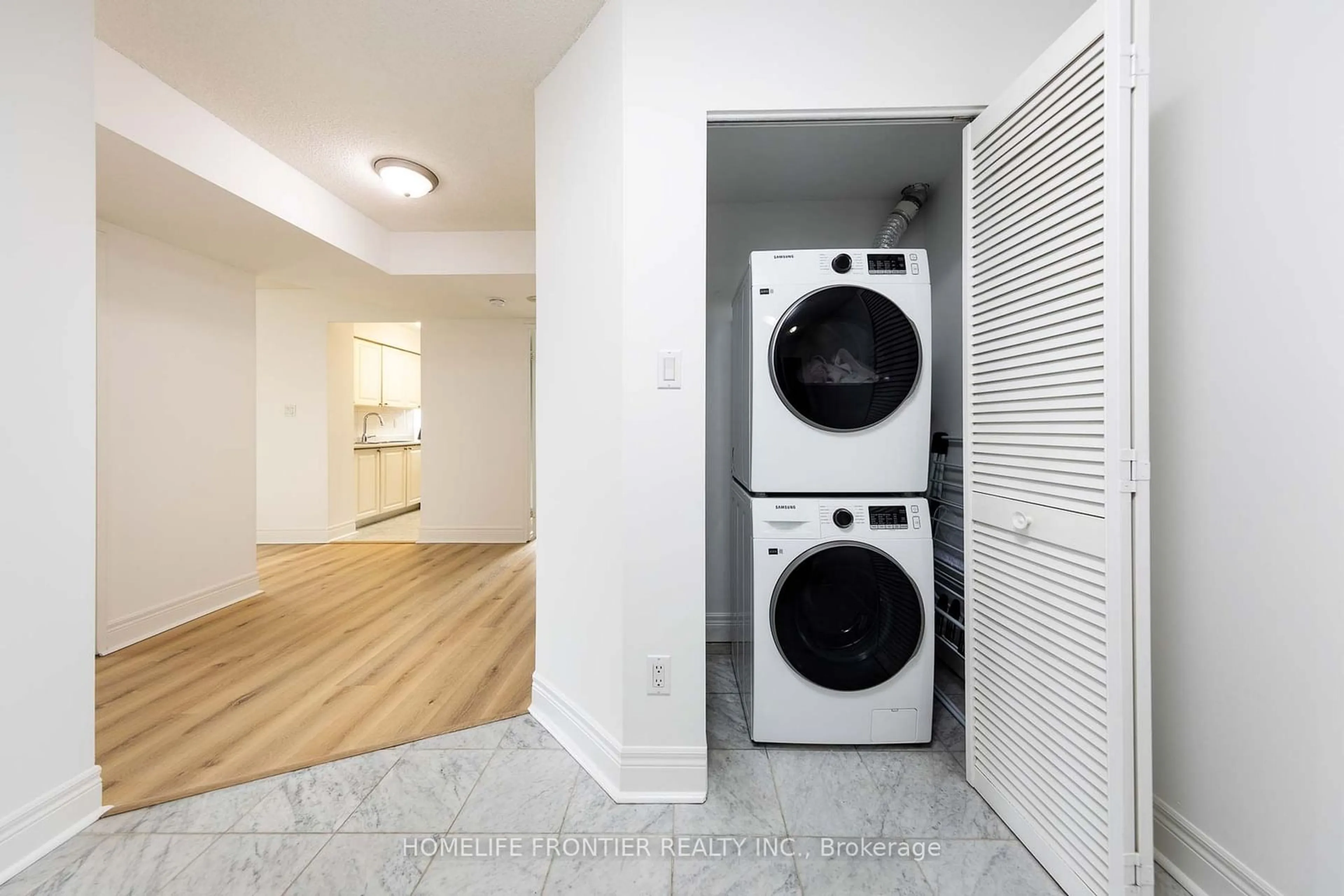 Laundry room for 18 Hillcrest Ave #305, Toronto Ontario M2N 6T5