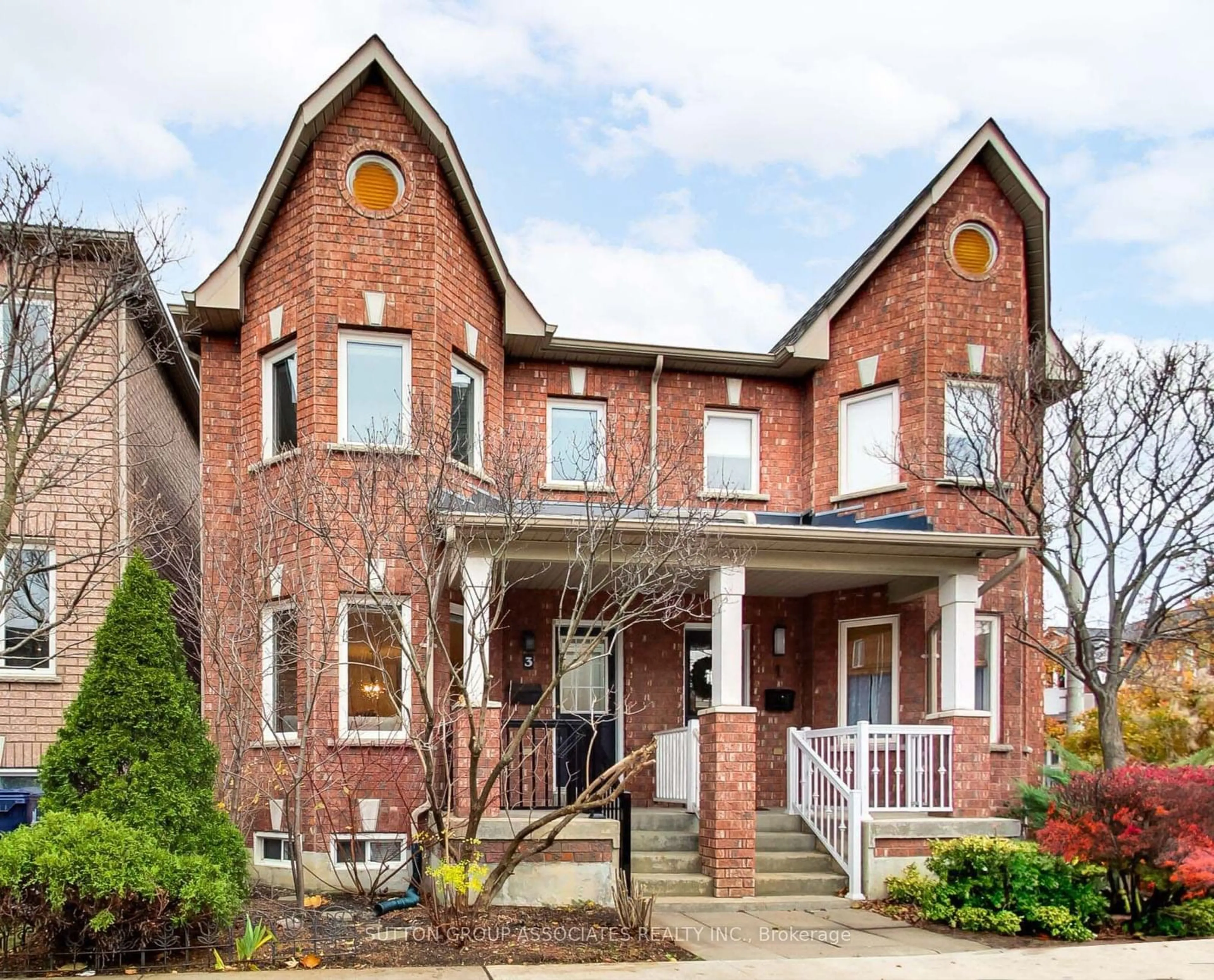 Home with brick exterior material for 3 Minho Blvd, Toronto Ontario M6G 4B6