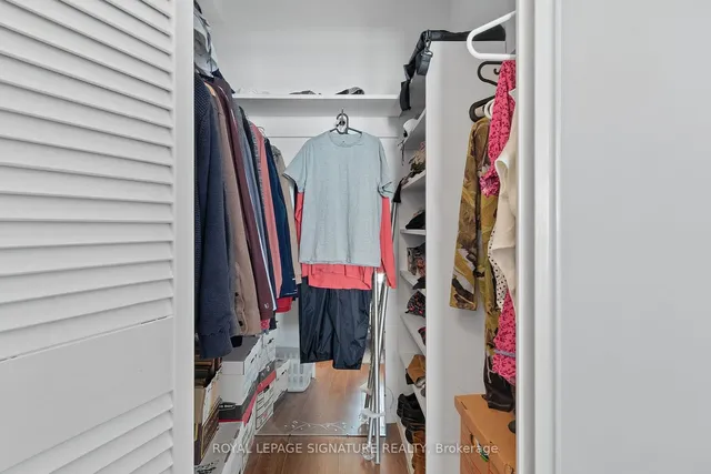 Additional property image - 581 Avenue Rd Unit 1104