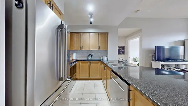 Additional property image - 18 Kenaston Gdns Unit 701