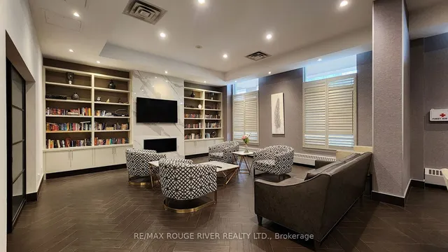 Additional property image - 18 Kenaston Gdns Unit 701