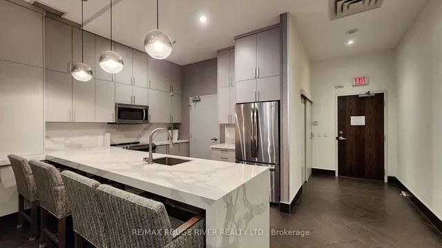 Additional property image - 18 Kenaston Gdns Unit 701
