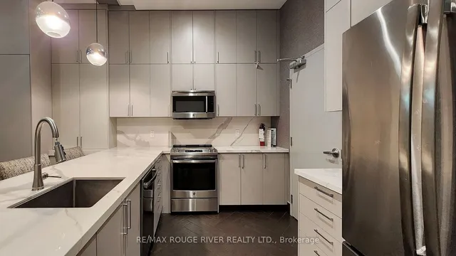 Additional property image - 18 Kenaston Gdns Unit 701
