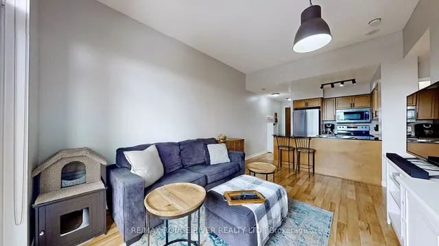 Additional property image - 18 Kenaston Gdns Unit 701