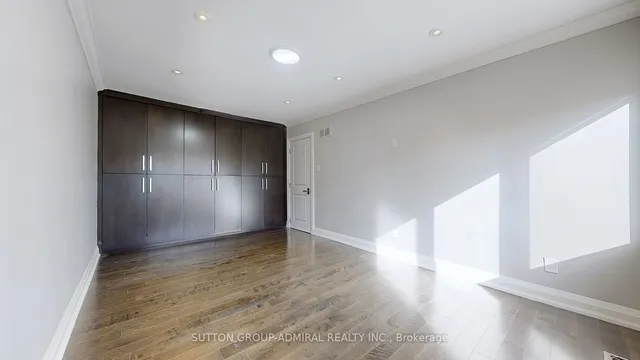 Additional property image - 42 Evanston Dr