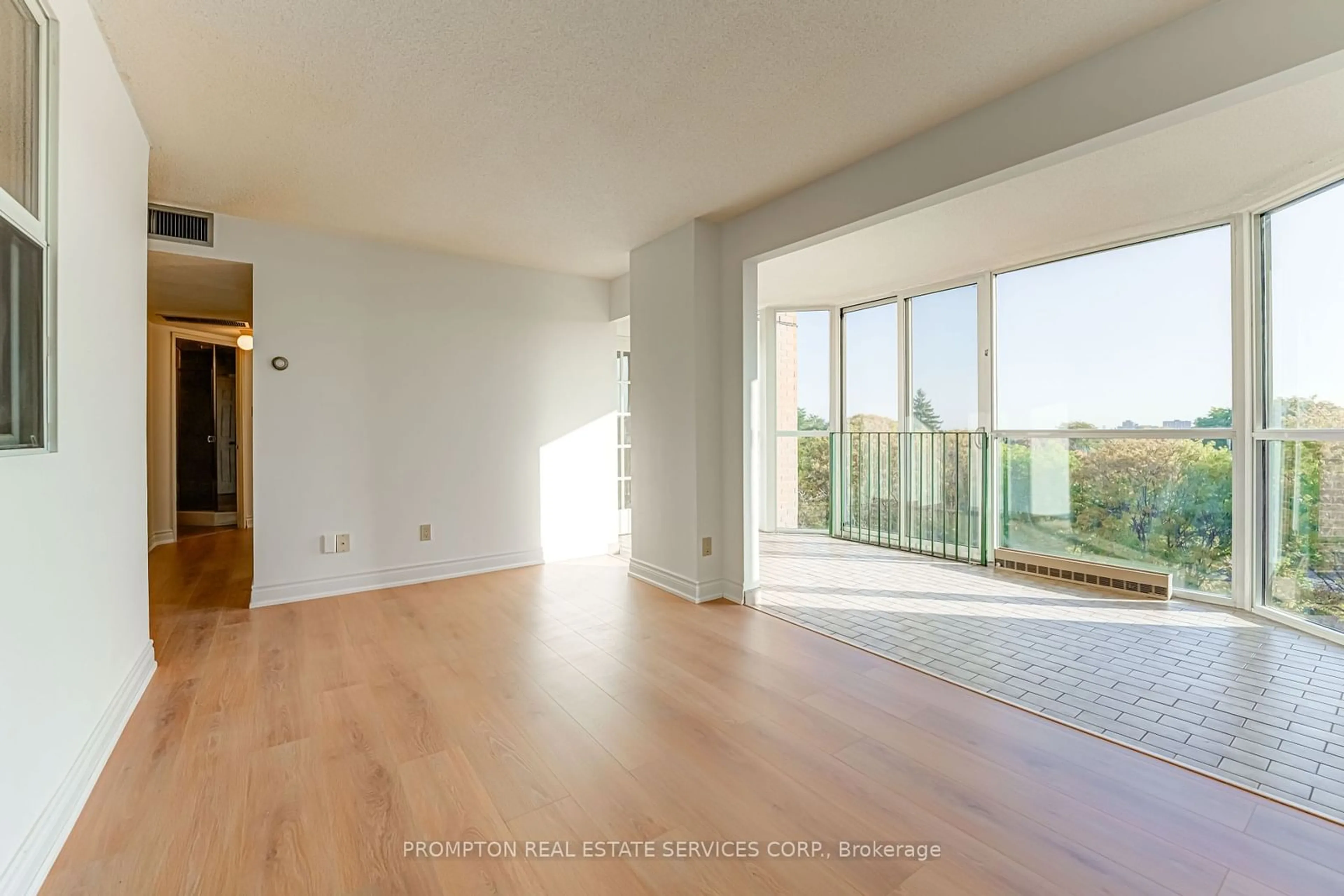 A pic of a room, wood floors for 5795 Yonge St #611, Toronto Ontario M2M 4J3