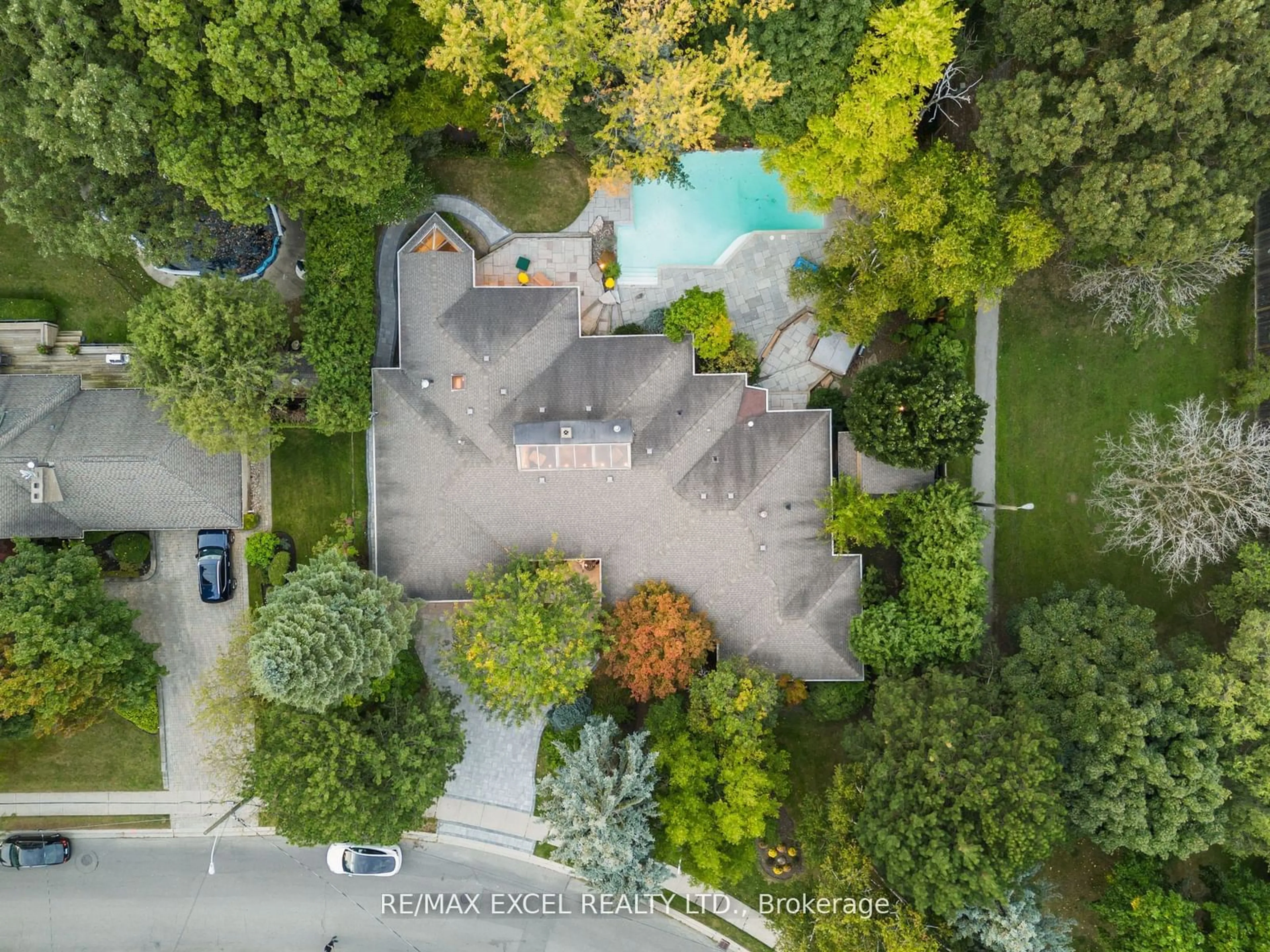 Frontside or backside of a home, the street view for 62 Wimpole Dr, Toronto Ontario M2L 2L3