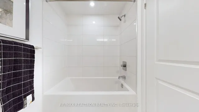 Additional property image - 395 BLOOR St Unit 3104