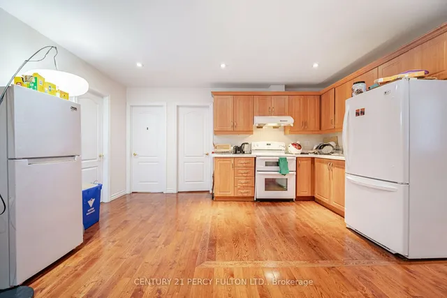 Additional property image - 206 Finch Ave
