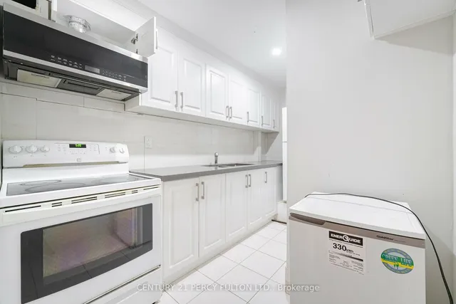 Additional property image - 206 Finch Ave