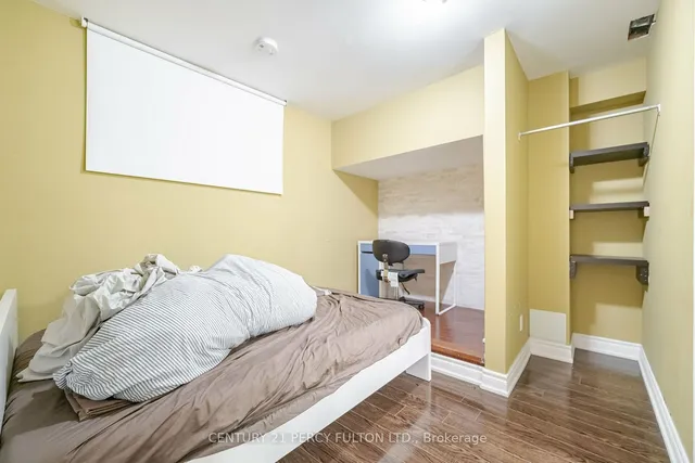Additional property image - 206 Finch Ave
