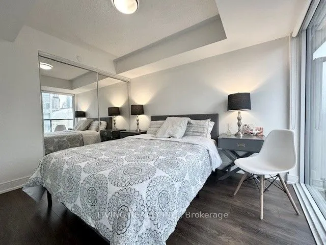Additional property image - 89 McGill St Unit 803