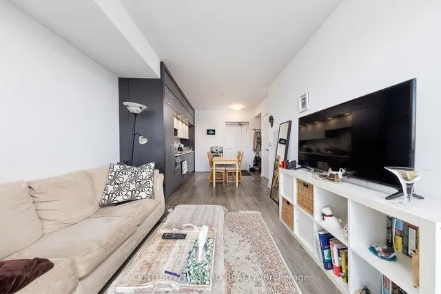 Additional property image - 15 Grenville St Unit 4906